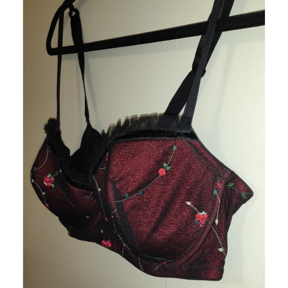 Enchanted Bra Sz 40C Black Overlay Embroidered Roses Floral Lace Goth Grunge - Picture 2 of 14